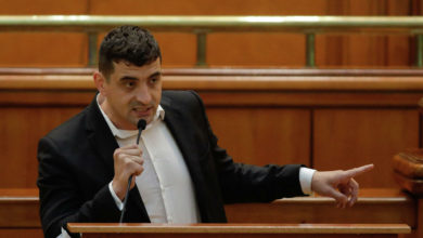 Photo of Simion promite suspendarea lui Iohannis și alegeri anticipate