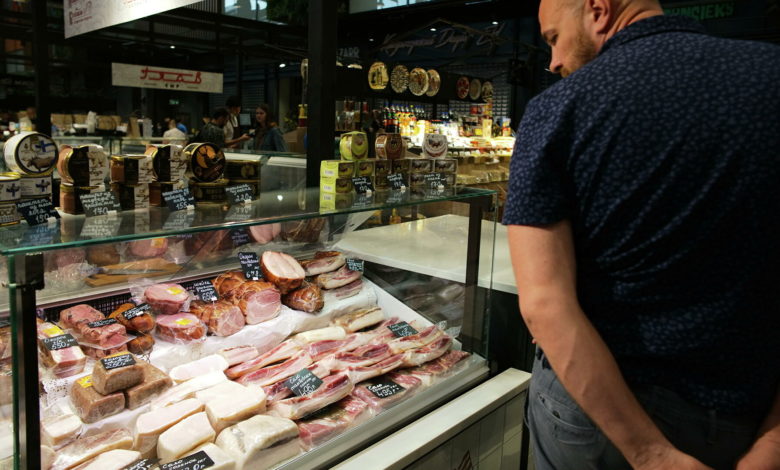 Photo of Se scumpește carnea de porc: cât va costa un kilogram